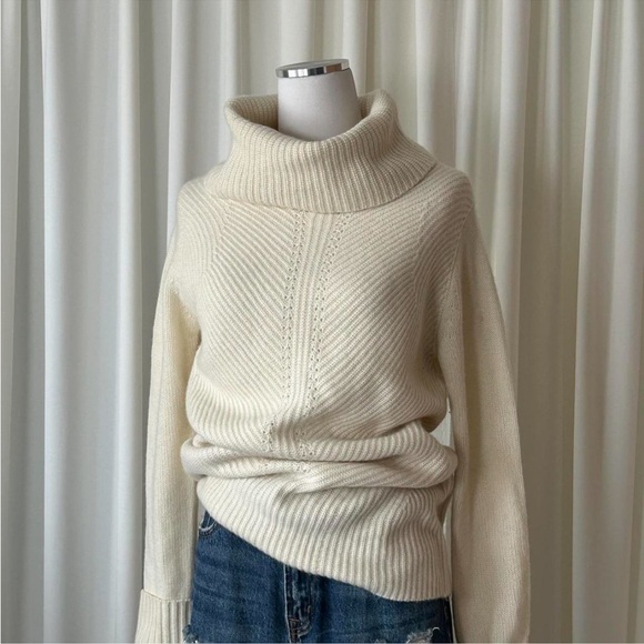 Talbots Sweaters - Talbots Pure Cashmere Cream Ribbed Turtleneck Sweater Minimalist.